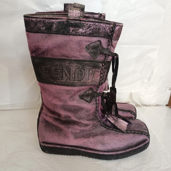 Garnet Furniture Fendi Pink Moon Boots Fendi Pony Hair Snow